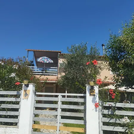 Διαμέρισμα Spiti Lou *