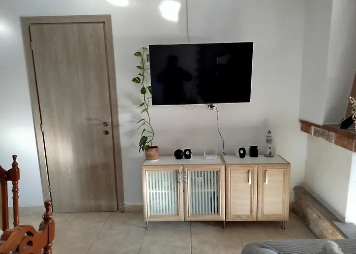Apartment Spiti Lou Notos